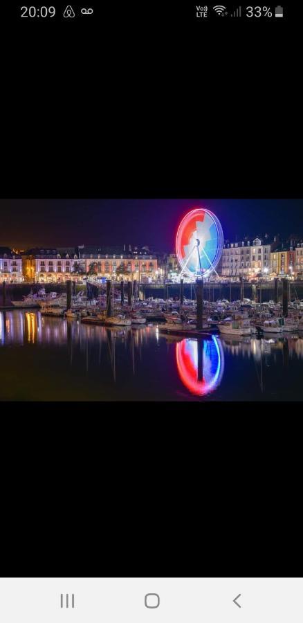 Au Coin Du Quai Entre Mer Et Port De Plaisance Apartman Dieppe Kültér fotó