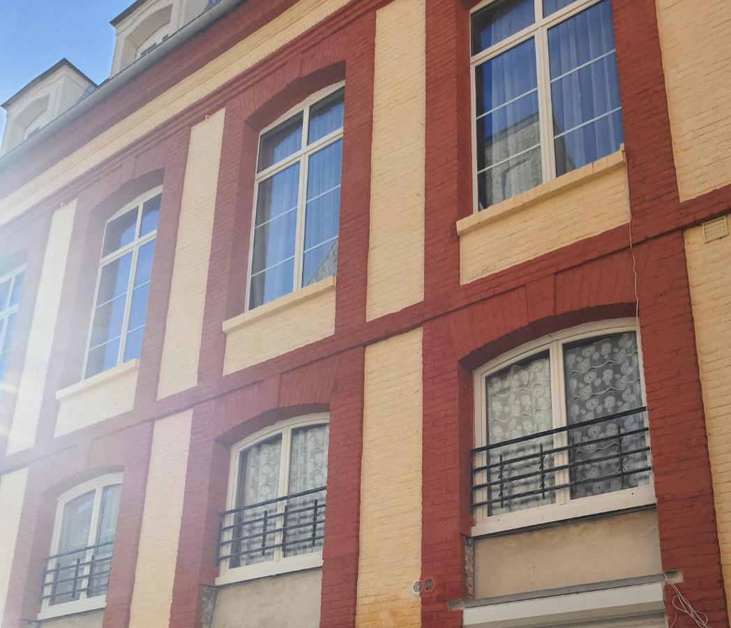 Au Coin Du Quai Entre Mer Et Port De Plaisance Apartman Dieppe Kültér fotó